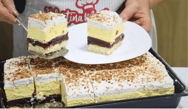 Rafaelo ledene kocke sa višnjama: Sočni i kremasti kolač koji nestaje sa stola! Rafaelo ledene kocke sa višnjama: Sočni i kremasti kolač koji nestaje sa stola!