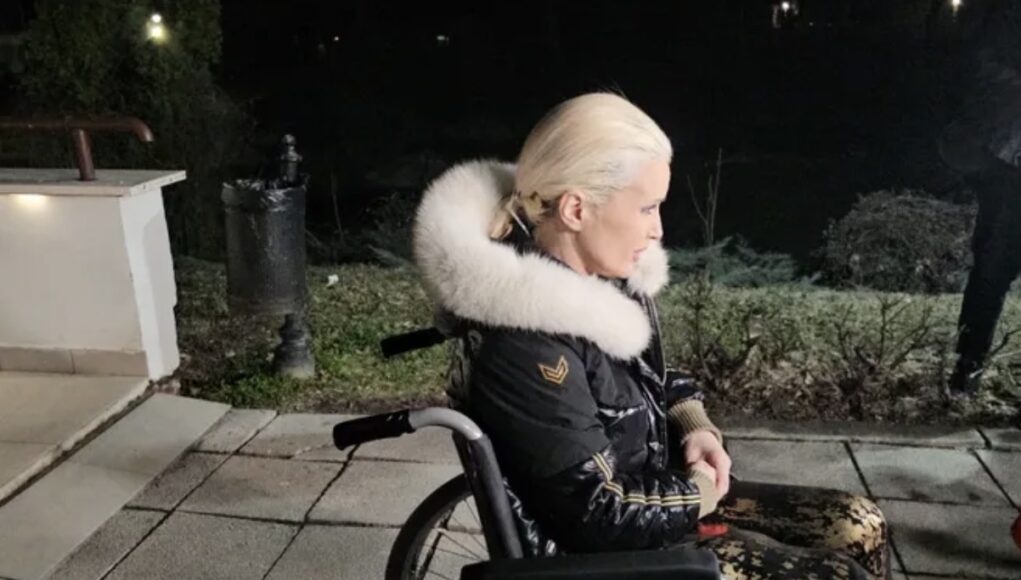 Nekada za noć uzimala 50.000 maraka, a sad podiže kredit da bi snimila pjesmu