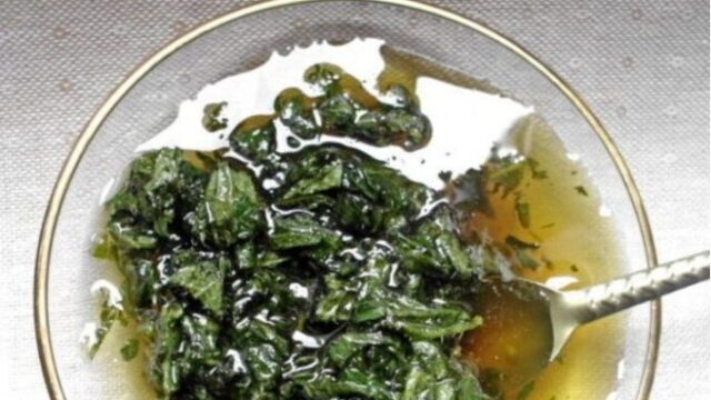 Med i kopriva- Samo 2 kašike dnevno! Liječi anemiju, migrenu, žuč, jetru, poremećaj sna – RECEPT